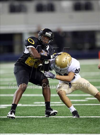 Thumbnail 2 in Klein Oak vs. Notre Dame (Kirk Herbstreit Varsity Football Series) photogallery.