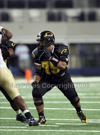 Thumbnail 2 in Klein Oak vs. Notre Dame (Kirk Herbstreit Varsity Football Series) photogallery.