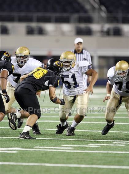 Thumbnail 1 in Klein Oak vs. Notre Dame (Kirk Herbstreit Varsity Football Series) photogallery.