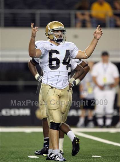 Thumbnail 1 in Klein Oak vs. Notre Dame (Kirk Herbstreit Varsity Football Series) photogallery.
