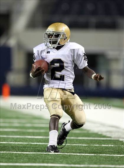 Thumbnail 1 in Klein Oak vs. Notre Dame (Kirk Herbstreit Varsity Football Series) photogallery.