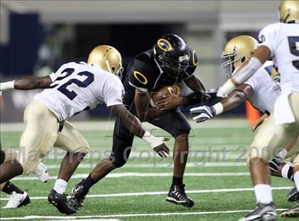 Thumbnail 3 in Klein Oak vs. Notre Dame (Kirk Herbstreit Varsity Football Series) photogallery.