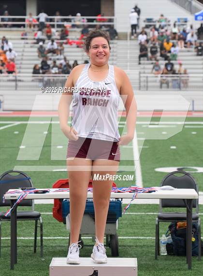 Thumbnail 2 in UIL 6A Track Region III Final (Medal Ceremony) photogallery.