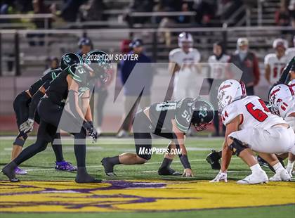 Thumbnail 3 in Paradise vs. Jim Ned (UIL Football 3A D1 Regional) photogallery.