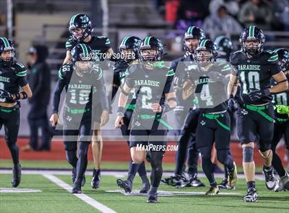 Thumbnail 1 in Paradise vs. Jim Ned (UIL Football 3A D1 Regional) photogallery.