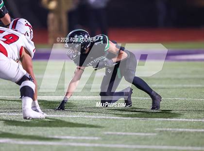 Thumbnail 2 in Paradise vs. Jim Ned (UIL Football 3A D1 Regional) photogallery.