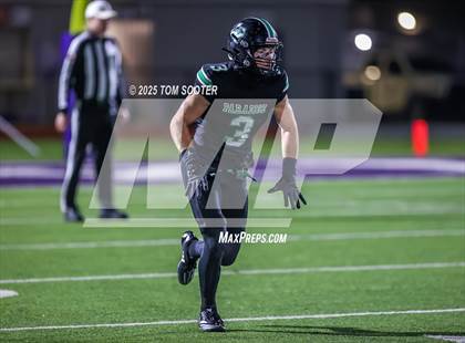 Thumbnail 2 in Paradise vs. Jim Ned (UIL Football 3A D1 Regional) photogallery.