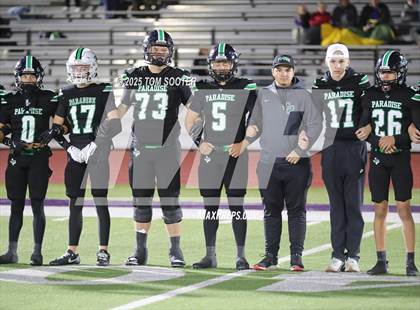 Thumbnail 2 in Paradise vs. Jim Ned (UIL Football 3A D1 Regional) photogallery.