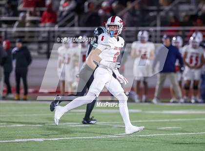 Thumbnail 2 in Paradise vs. Jim Ned (UIL Football 3A D1 Regional) photogallery.