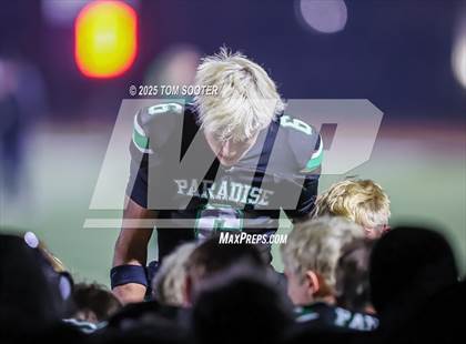 Thumbnail 1 in Paradise vs. Jim Ned (UIL Football 3A D1 Regional) photogallery.