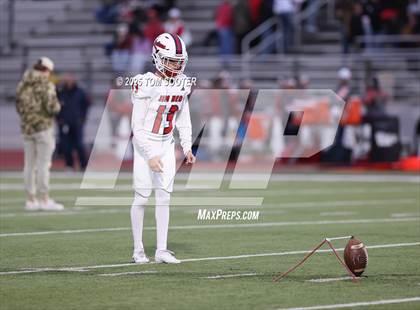 Thumbnail 3 in Paradise vs. Jim Ned (UIL Football 3A D1 Regional) photogallery.