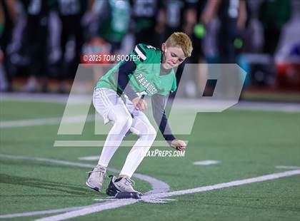 Thumbnail 3 in Paradise vs. Jim Ned (UIL Football 3A D1 Regional) photogallery.