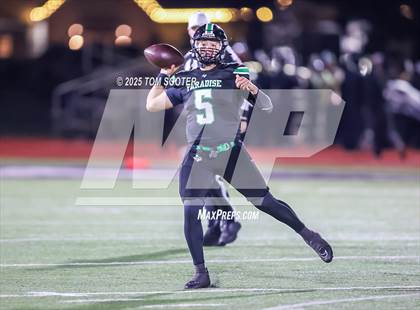 Thumbnail 2 in Paradise vs. Jim Ned (UIL Football 3A D1 Regional) photogallery.