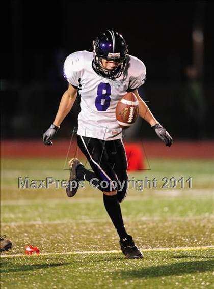 Thumbnail 1 in North Branford @ Coginchaug Regional photogallery.