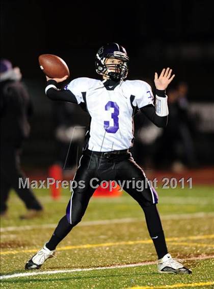 Thumbnail 3 in North Branford @ Coginchaug Regional photogallery.