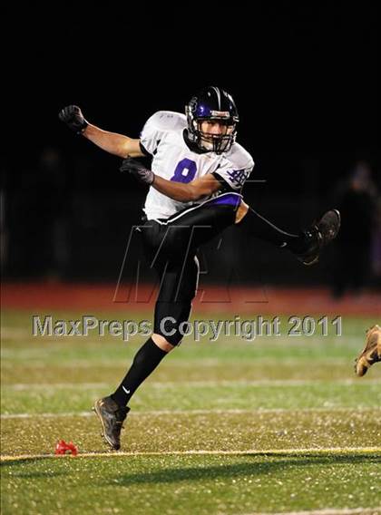 Thumbnail 3 in North Branford @ Coginchaug Regional photogallery.