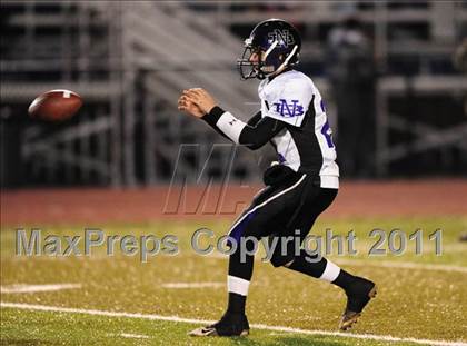 Thumbnail 2 in North Branford @ Coginchaug Regional photogallery.