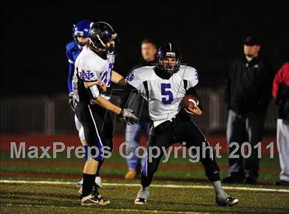 Thumbnail 1 in North Branford @ Coginchaug Regional photogallery.