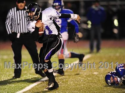 Thumbnail 1 in North Branford @ Coginchaug Regional photogallery.