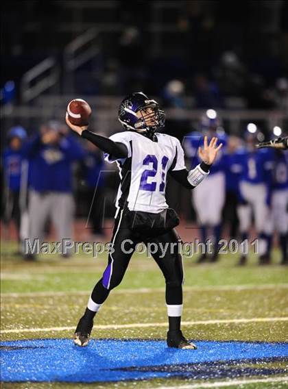Thumbnail 3 in North Branford @ Coginchaug Regional photogallery.