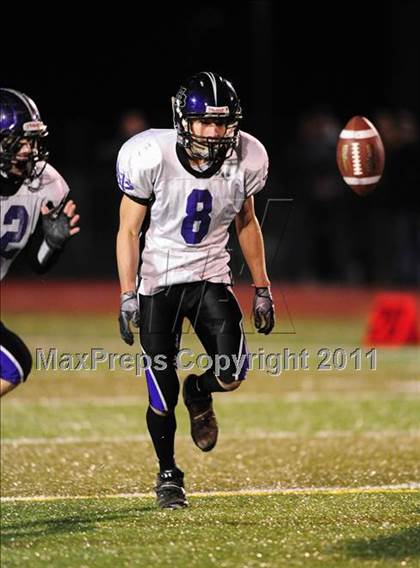Thumbnail 1 in North Branford @ Coginchaug Regional photogallery.