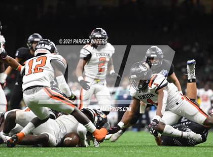 Thumbnail 1 in Sterlington @ Union Parish (LHSAA 3A Final) photogallery.