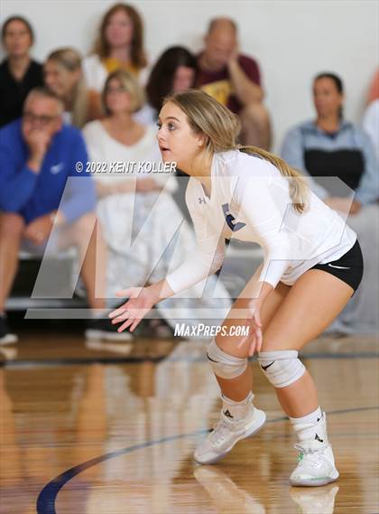Thumbnail 3 in Utica Eisenhower @ Sterling Heights Stevenson photogallery.