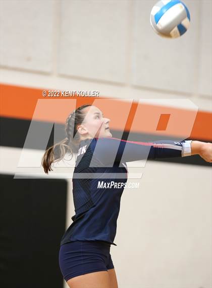 Thumbnail 2 in Utica Eisenhower @ Sterling Heights Stevenson photogallery.