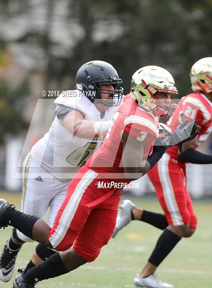 Thumbnail 2 in Paramus Catholic @ Bergen Catholic photogallery.