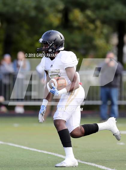 Thumbnail 1 in Paramus Catholic @ Bergen Catholic photogallery.