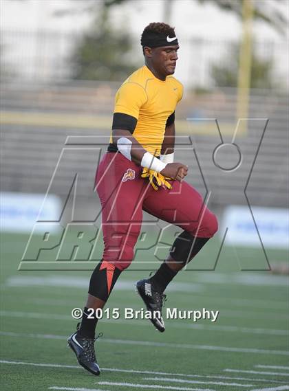 Thumbnail 2 in Central Catholic vs. St. John Bosco photogallery.