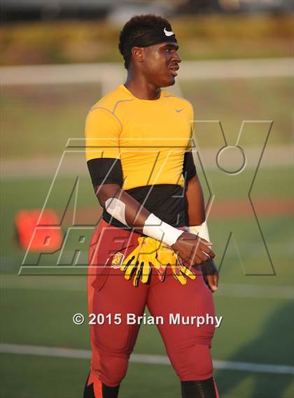 Thumbnail 2 in Central Catholic vs. St. John Bosco photogallery.