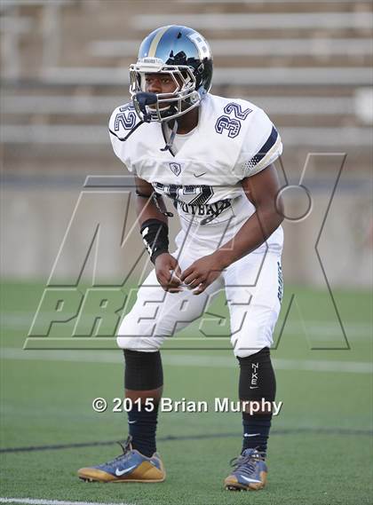 Thumbnail 3 in Central Catholic vs. St. John Bosco photogallery.