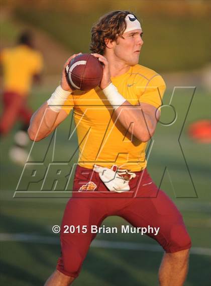 Thumbnail 2 in Central Catholic vs. St. John Bosco photogallery.