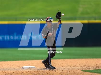 Thumbnail 3 in Pleasant Grove vs. Calallen (UIL Baseball 4A Div 1 Final) photogallery.