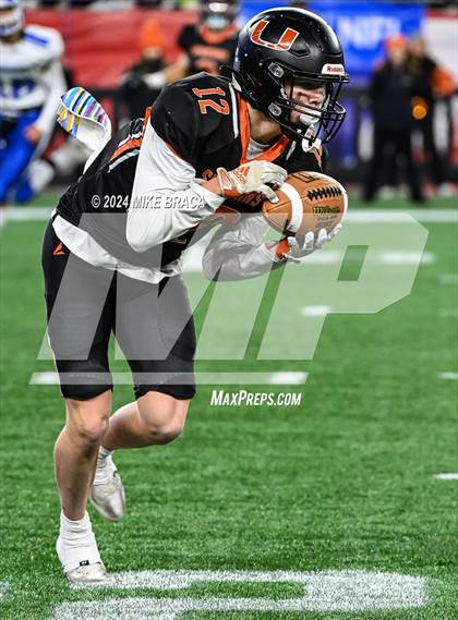 Thumbnail 1 in Mashpee vs Uxbridge (MIAA Division 7 Final) photogallery.