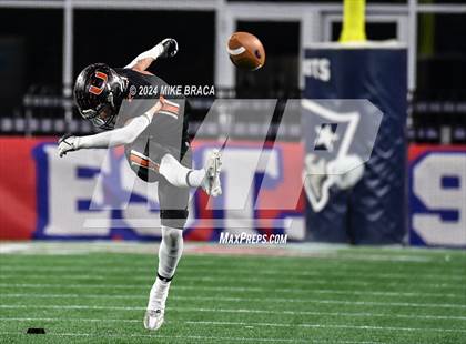 Thumbnail 1 in Mashpee vs Uxbridge (MIAA Division 7 Final) photogallery.