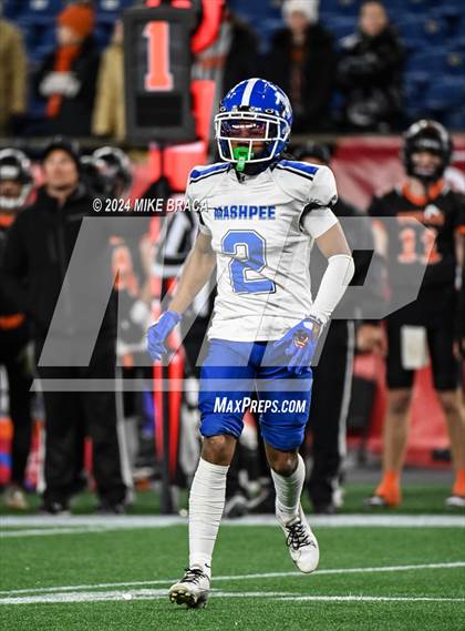 Thumbnail 1 in Mashpee vs Uxbridge (MIAA Division 7 Final) photogallery.