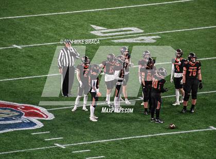 Thumbnail 2 in Mashpee vs Uxbridge (MIAA Division 7 Final) photogallery.