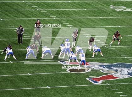 Thumbnail 2 in Mashpee vs Uxbridge (MIAA Division 7 Final) photogallery.