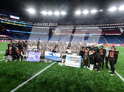 Thumbnail 1 in Mashpee vs Uxbridge (MIAA Division 7 Final) photogallery.