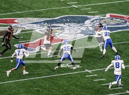 Thumbnail 3 in Mashpee vs Uxbridge (MIAA Division 7 Final) photogallery.