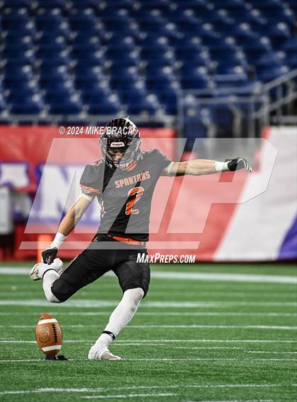 Thumbnail 3 in Mashpee vs Uxbridge (MIAA Division 7 Final) photogallery.