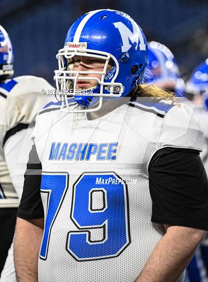 Thumbnail 2 in Mashpee vs Uxbridge (MIAA Division 7 Final) photogallery.