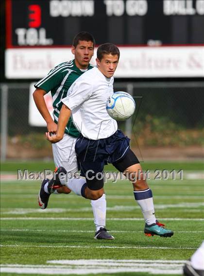 Thumbnail 3 in Vista del Lago vs. Central Valley (CIF SJS D4 Final) photogallery.