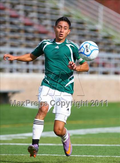 Thumbnail 1 in Vista del Lago vs. Central Valley (CIF SJS D4 Final) photogallery.