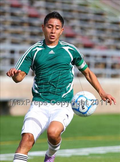 Thumbnail 2 in Vista del Lago vs. Central Valley (CIF SJS D4 Final) photogallery.