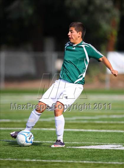 Thumbnail 2 in Vista del Lago vs. Central Valley (CIF SJS D4 Final) photogallery.