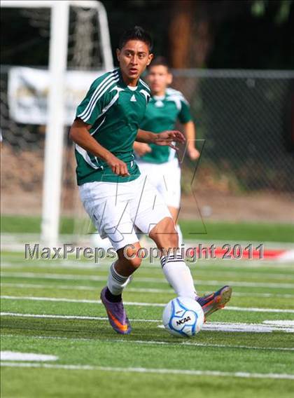 Thumbnail 3 in Vista del Lago vs. Central Valley (CIF SJS D4 Final) photogallery.