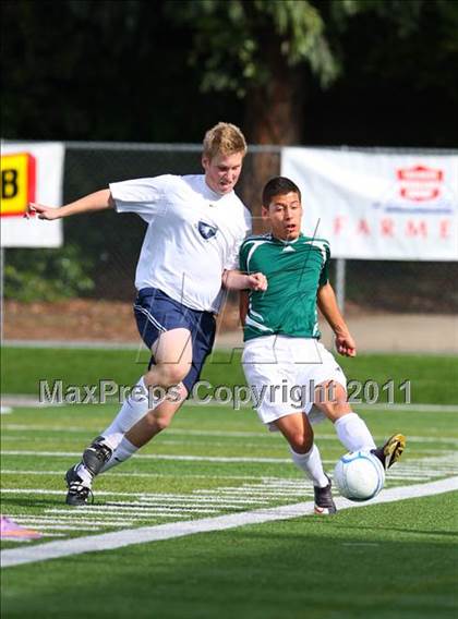 Thumbnail 1 in Vista del Lago vs. Central Valley (CIF SJS D4 Final) photogallery.